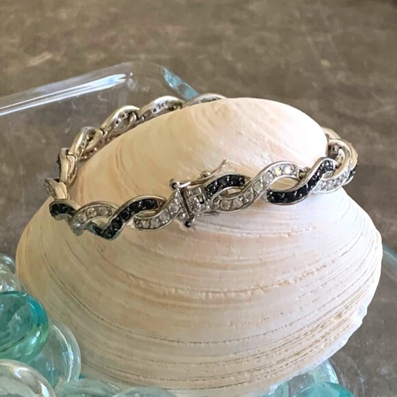 Vintage Bracelet Faux Gems Excellent Condition - Picture 1 of 12